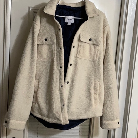 Men’s Old Navy Sherpa Jacket w/ pockets - Picture 4 of 5